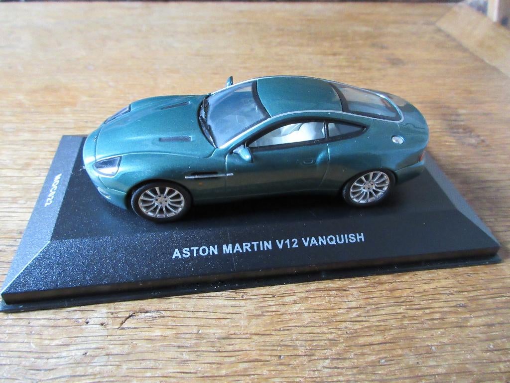 ASTON MARTIN V12 Vanquish coupé 2001, groen metallic, IXO, Ophalen of Verzenden, Zo goed als nieuw, Auto, Overige merken