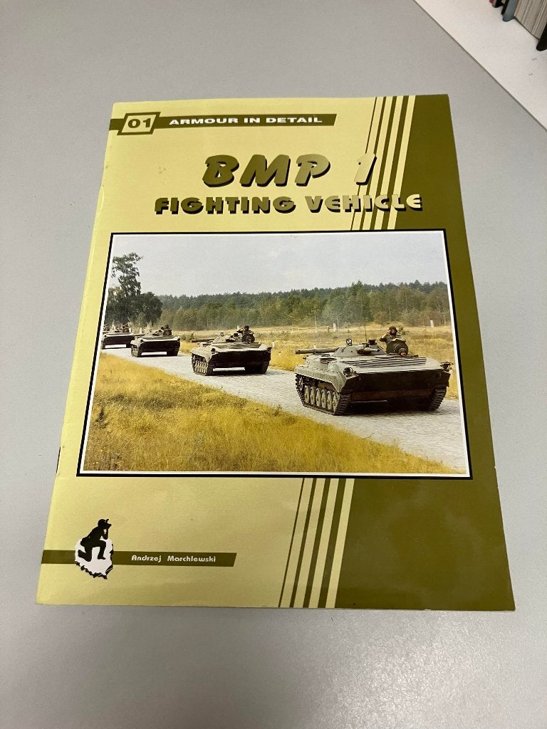 BMP 1 Fighting vehicle Marchlewski, Gelezen, Andrzej Marchlewski, Ophalen of Verzenden, Landmacht