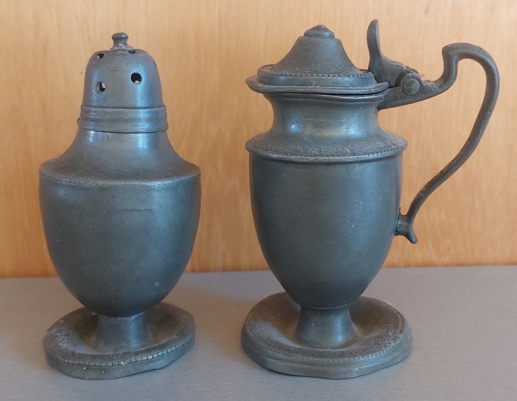 Tinnen mosterdpot, en zoutvaatje, 19e eeuw, Ophalen of Verzenden