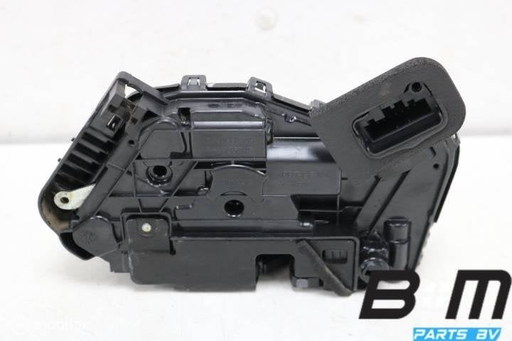 Portierslot rechtsachter VW Tiguan 5NA 5NA839016C, Gebruikt