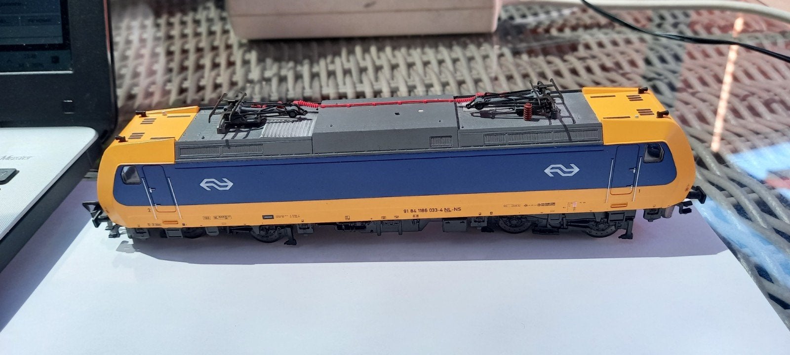 Piko NS Locomotief traxx 186  Zo goed als nieuw, Overige merken, Ophalen of Verzenden, Zo goed als nieuw, Gelijkstroom