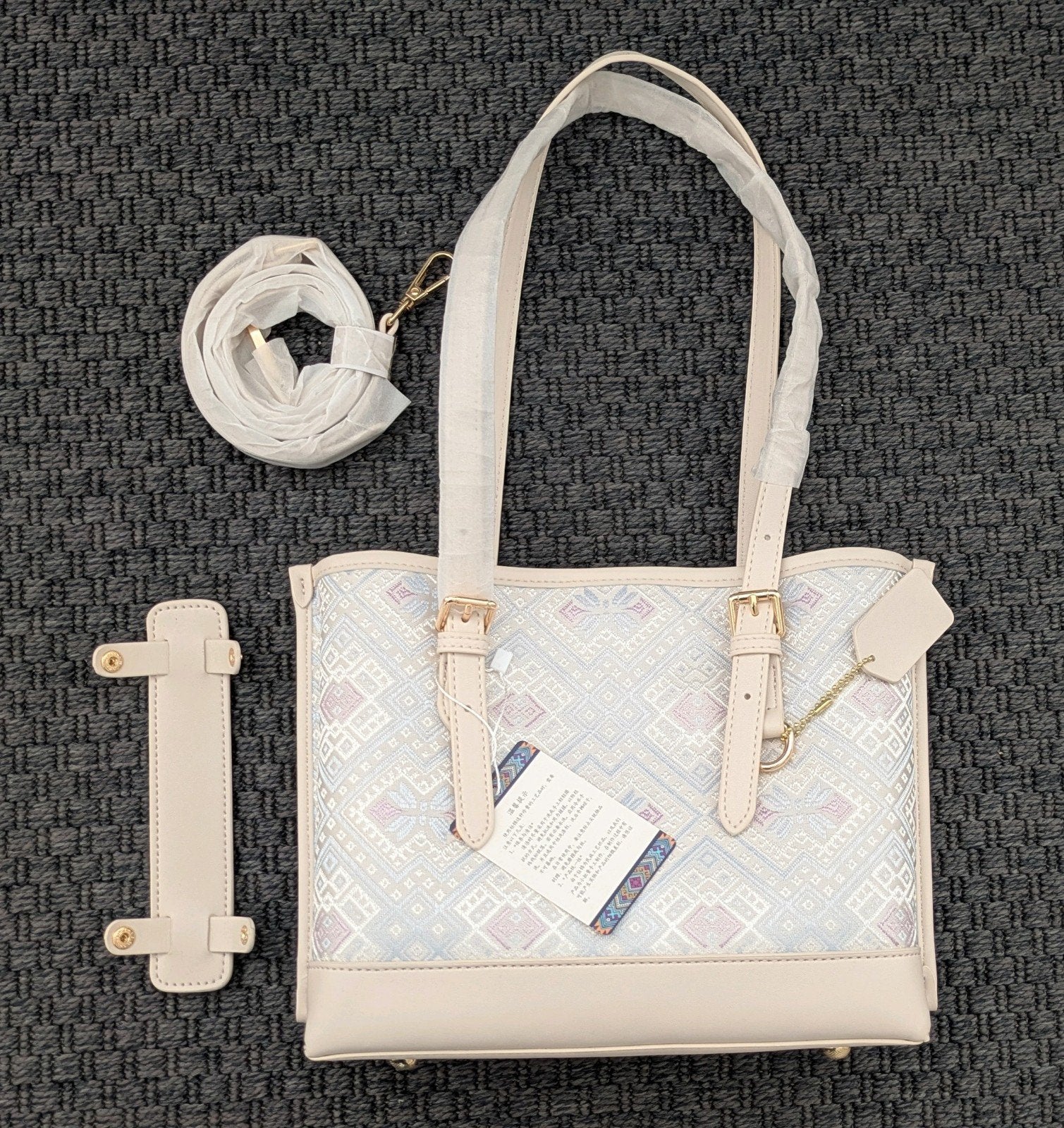 Handgemaakte Chinese handtas met uniek borduurwerk, Ophalen of Verzenden, Nieuw, Beige, Handtas