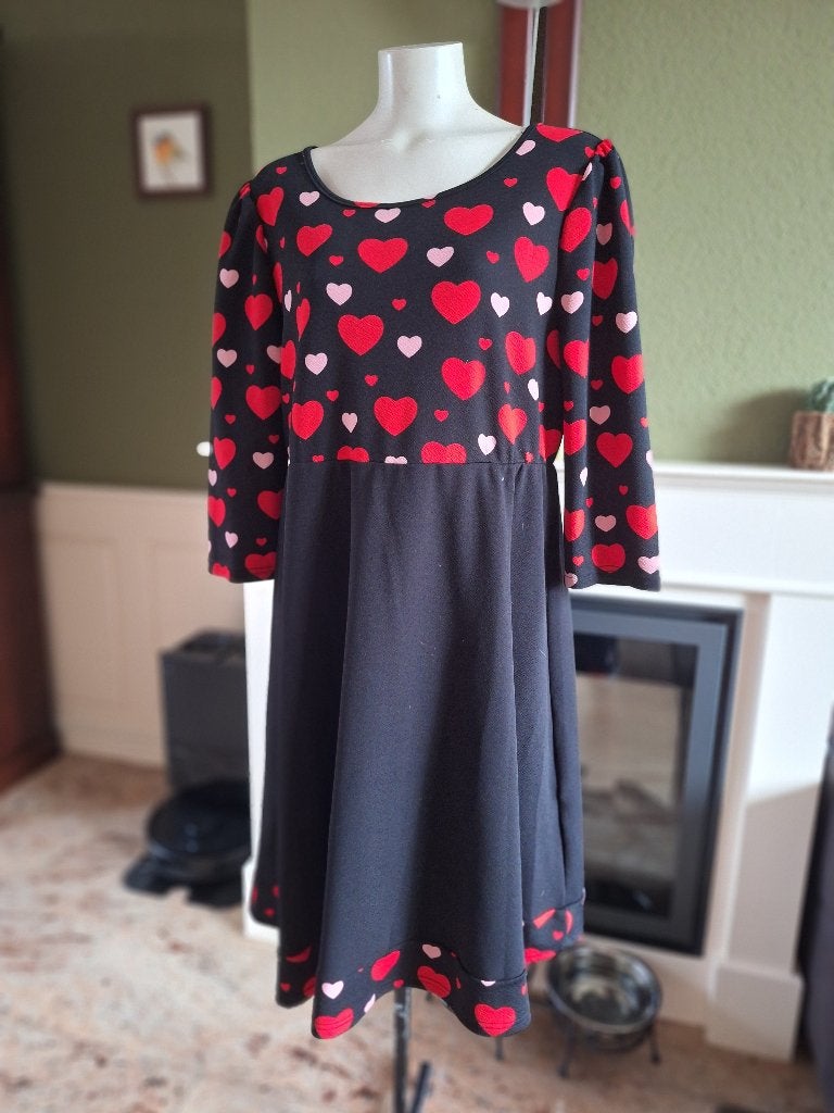 Hartjes jurk nieuw Shein curve XXL A lijn, Verzenden, Zwart, Maat 46/48 (XL) of groter, Nieuw