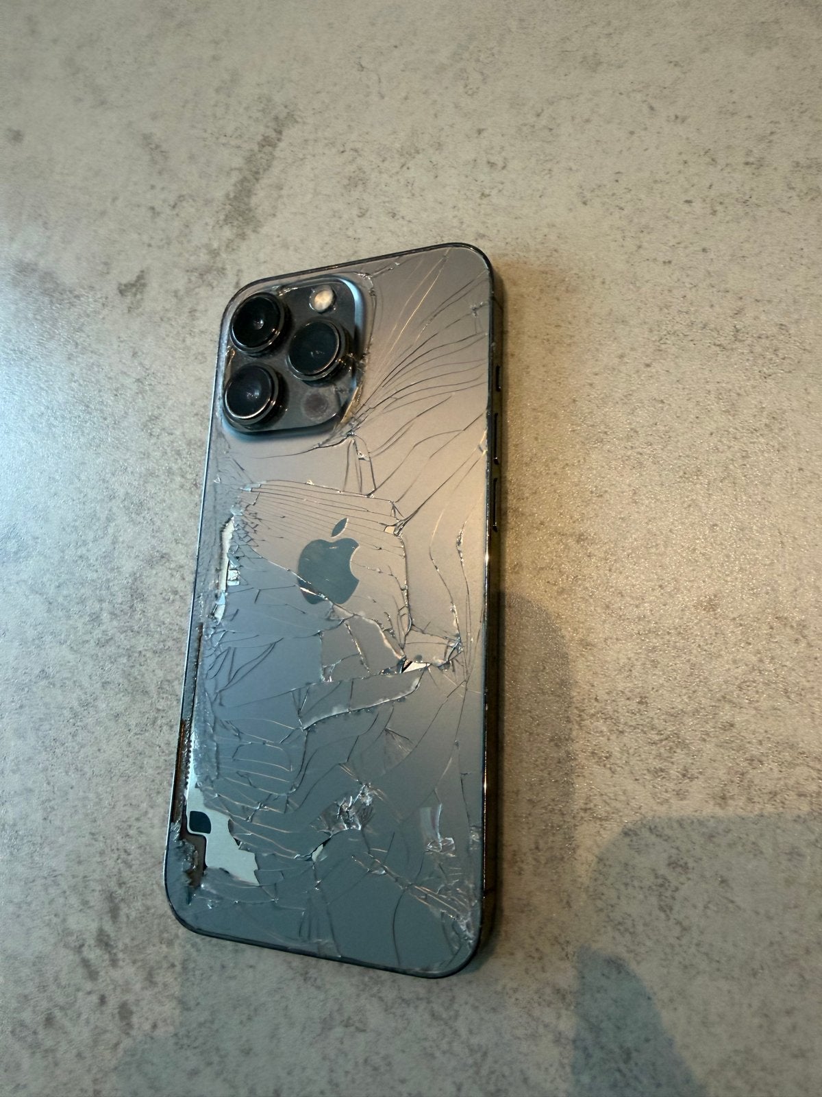 Defecte iPhone 13 Pro - Achterkant gebroken, Ophalen of Verzenden, Niet werkend, 128 GB, IPhone 13 Pro