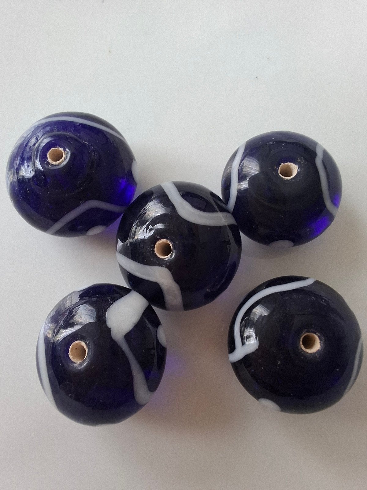 5 grote lampwork glaskralen wit blauw donkerblauw kralen, Kraal, -, -, Nieuw