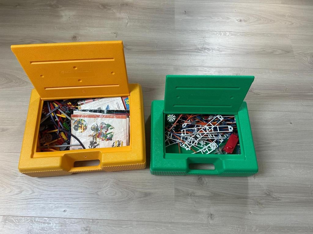 2 K'Nex boxen met boekjes en veel onderdelen, Kinderen en Baby's, Ophalen of Verzenden, Zo goed als nieuw, K'nex