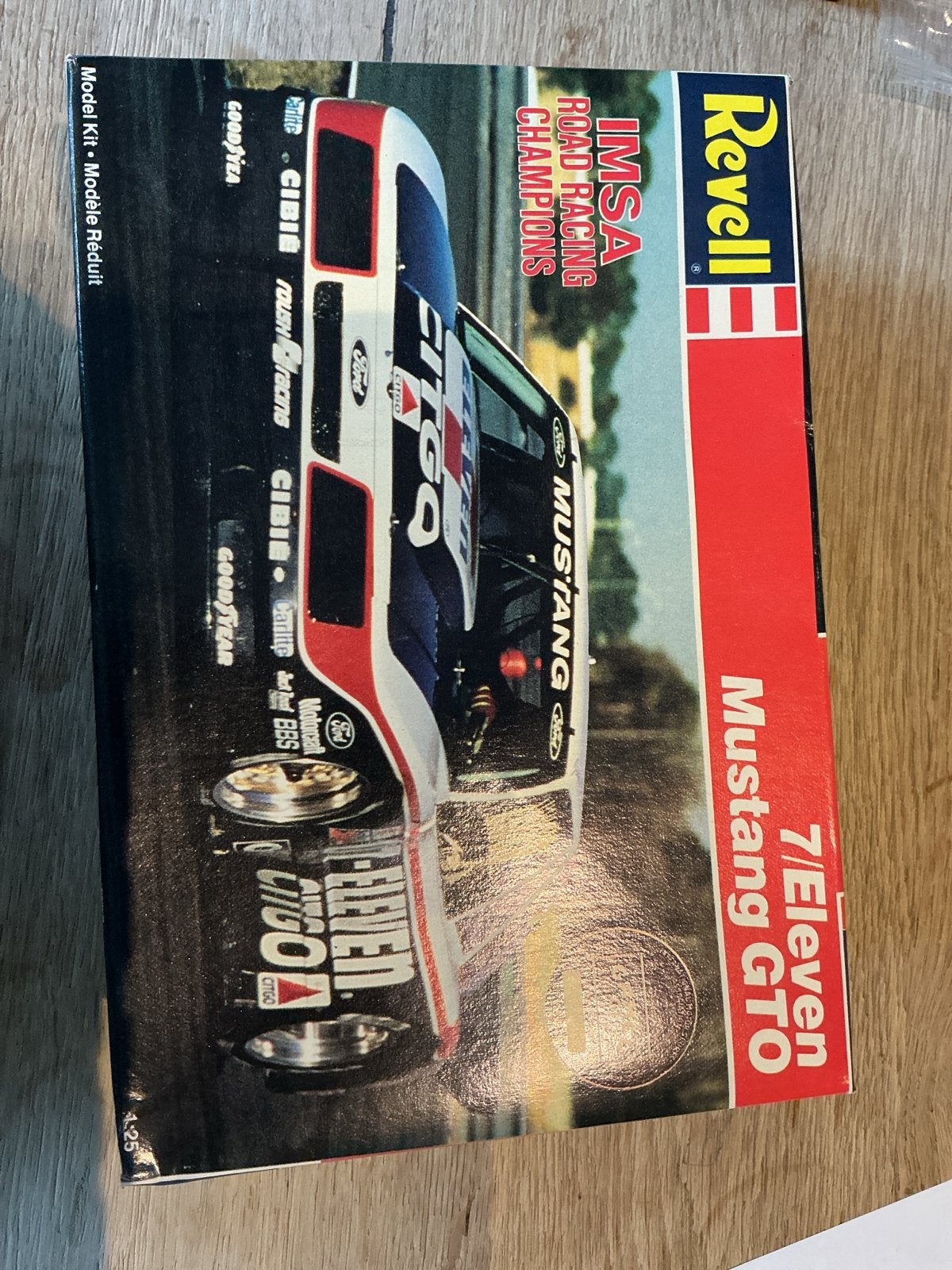 Revell 7/Eleven Mustang GTO Modelbouw Kit, Hobby en Vrije tijd, Auto, Revell, Groter dan 1:32, Nieuw