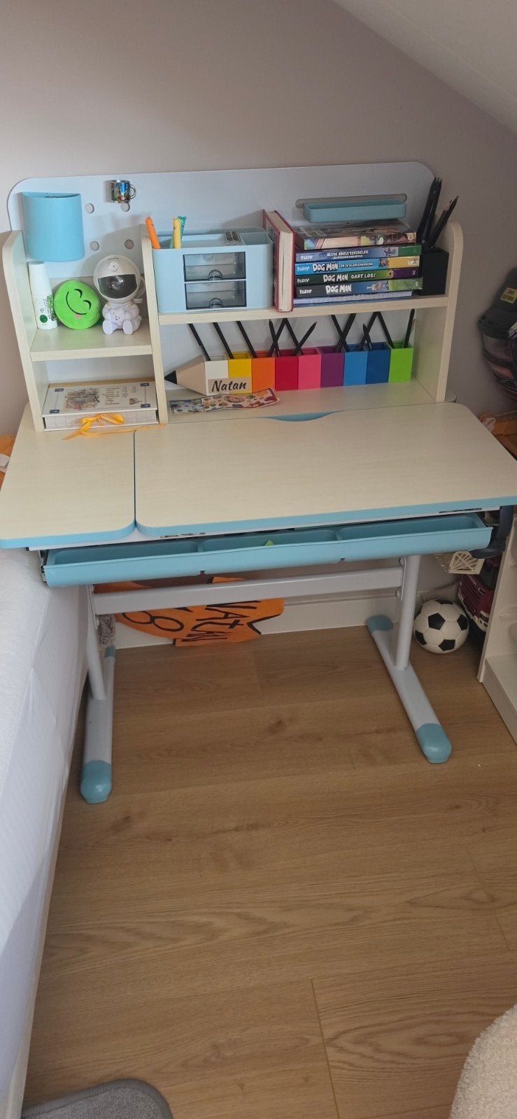 Nieuwe bureau, Ophalen, Nieuw