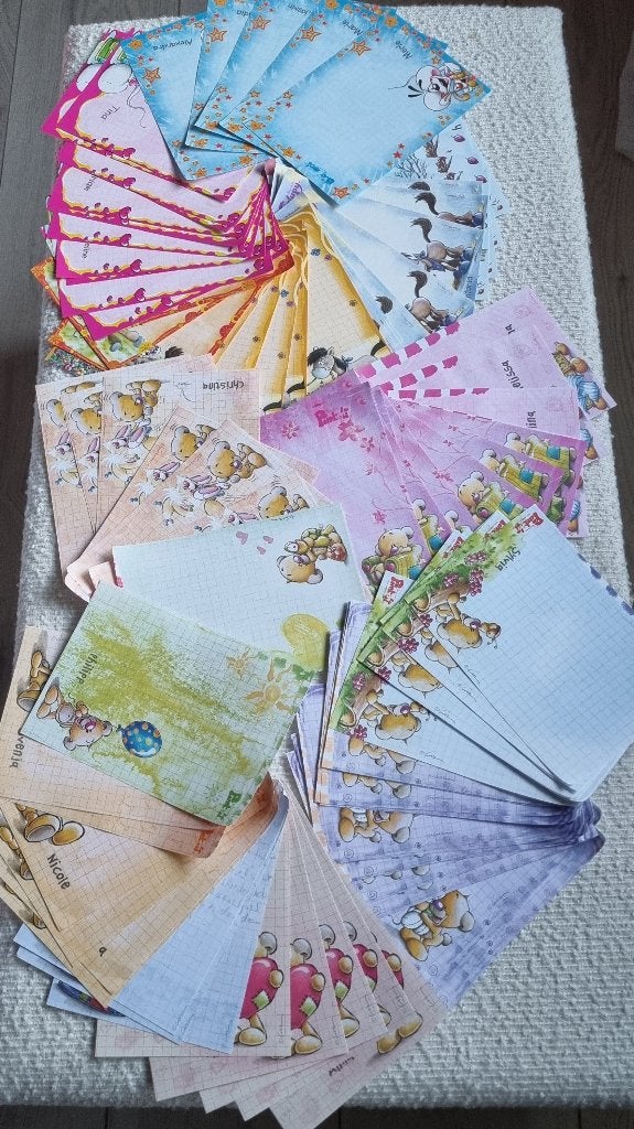 Naamblaadjes {100}, Ophalen of Verzenden, Diddl, Zo goed als nieuw, Papier, Kaart of Schrift