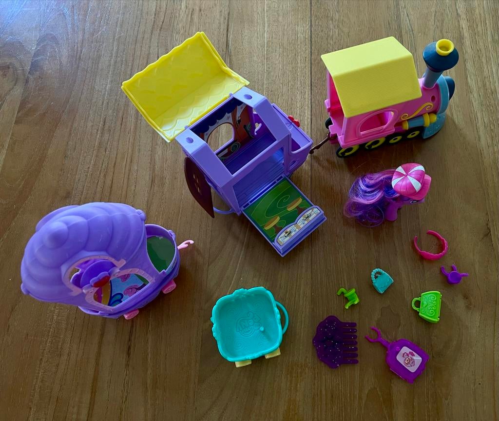 My Little Pony trein set, Kinderen en Baby's, Speelgoed | My Little Pony, Ophalen of Verzenden, Gebruikt
