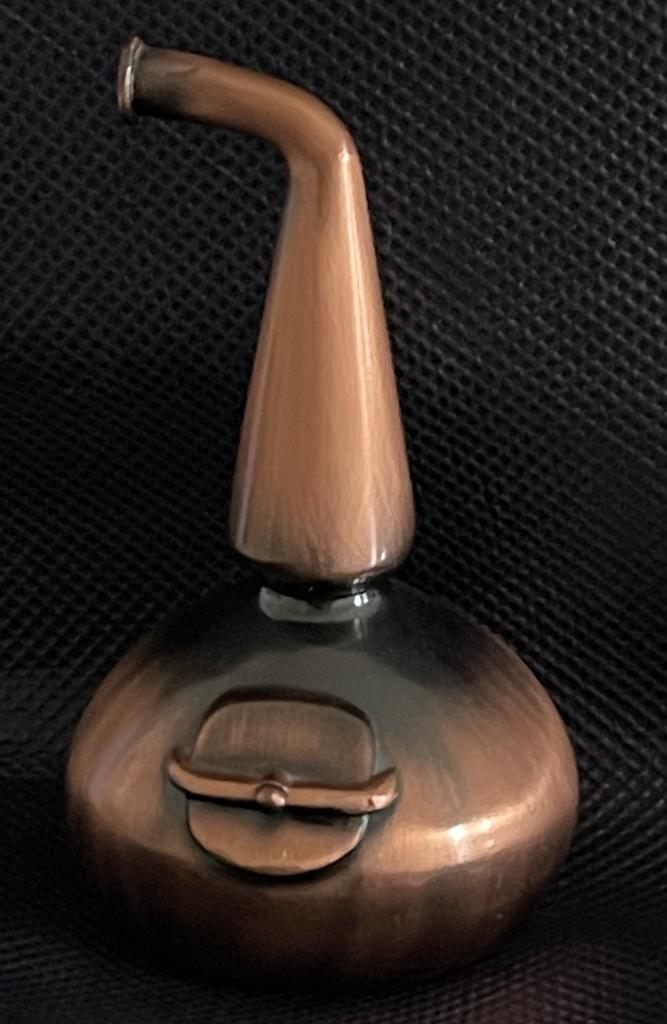 Koperen whisky still paperweight Laphroaig/Scapa/Glendronach, Ophalen