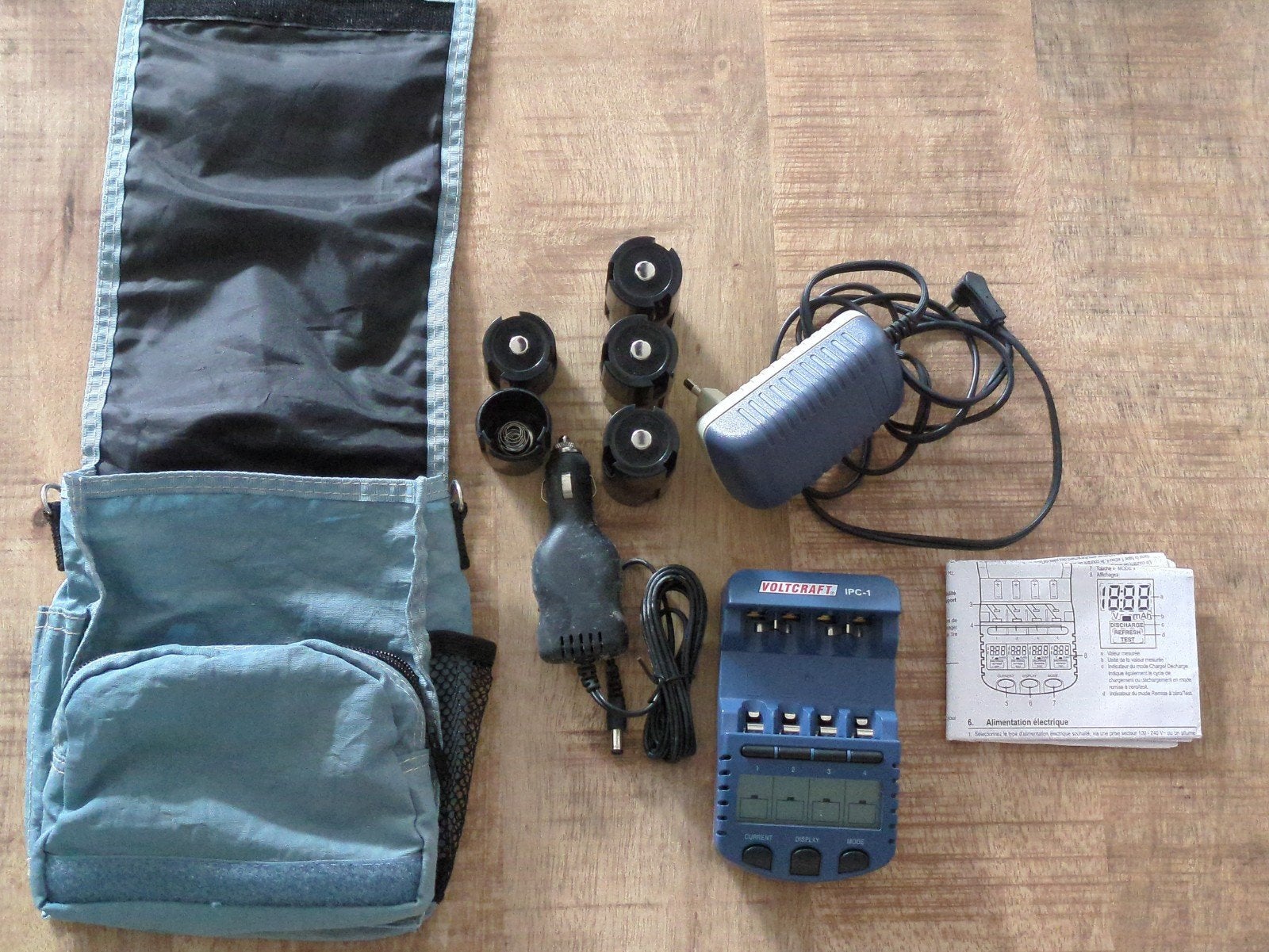 VOLTCRAFT IPC-1 Acculader met accessoires en tas, Ophalen of Verzenden, Gebruikt, Oplaadbaar