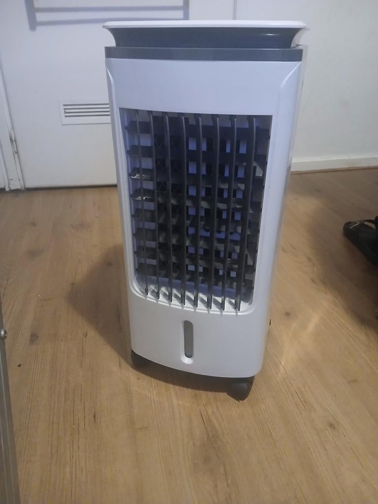 Mobiele airco 80W - Zeer goede staat, Minder dan 60 m³, 3 snelheden of meer, Ophalen of Verzenden, Zo goed als nieuw