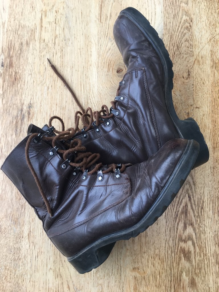 Originele militaire laarzen (goede staat)! mt.45 (jaren 60), Ophalen of Verzenden, Landmacht, Nederland, Kleding of Schoenen