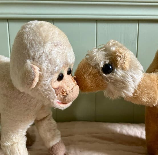 ❤️ Antiek speelgoed knuffels AAPJE en KAMEEL vintage aap, Ophalen of Verzenden