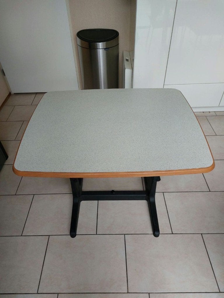 caravantafel, Ophalen, Zo goed als nieuw