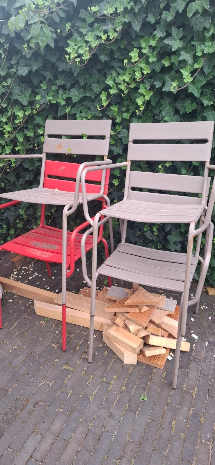 4 x gratis tuinstoelen (metaal), Tuin en Terras, Tuinstoelen, Ophalen, Gebruikt, Metaal, Stapelbaar