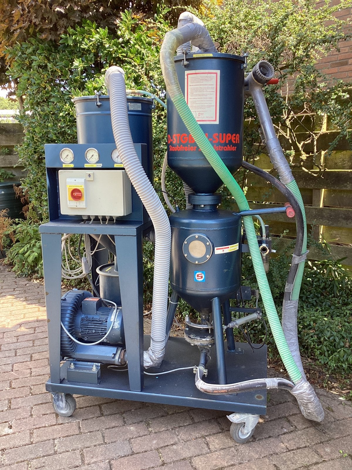 Stofvrij zandstraal installatie, Ophalen, Gebruikt
