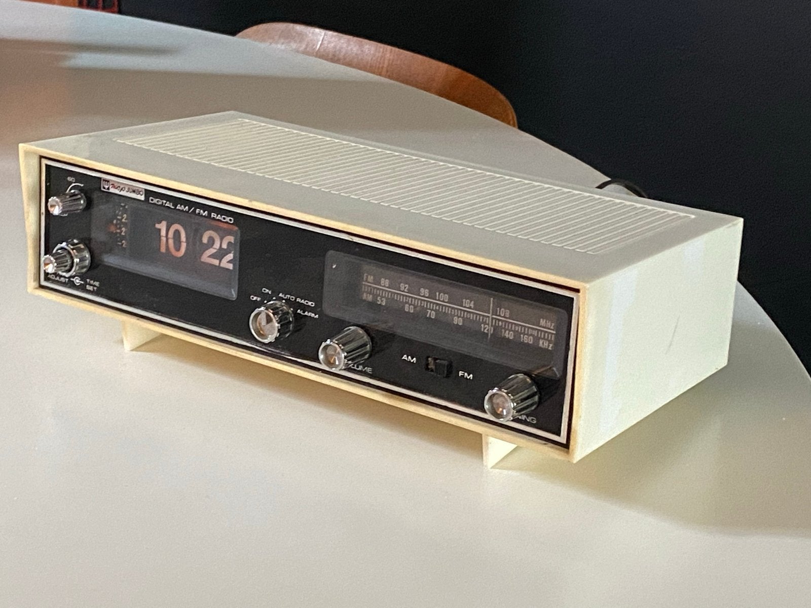 Vintage Tokyo Jumbo Digital AM/FM Radio Wekker flip clock, Ophalen of Verzenden, Gebruikt, Radio
