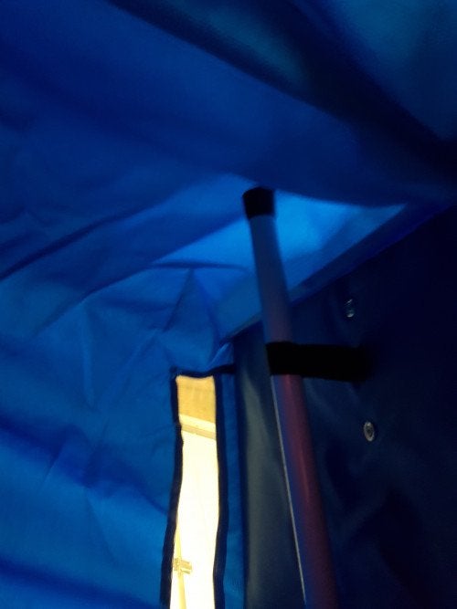 -	Camping hangkast nieuw blauw, Caravans en Kamperen, Ophalen of Verzenden, 'T Olde Gre-j, Info@toldegrej.nl, Endepoelstraat 20f Didam