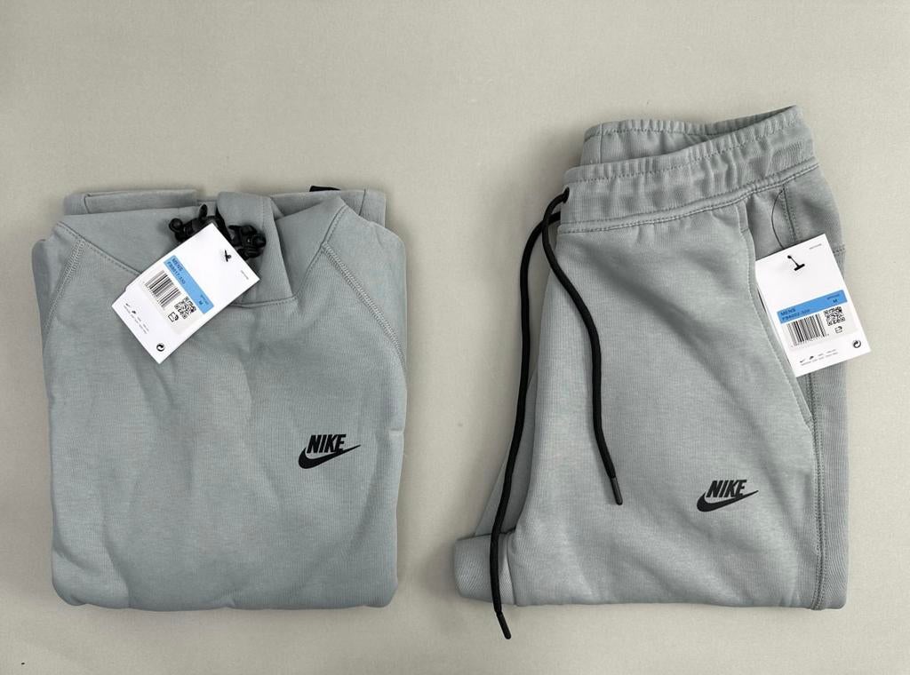 Nike pak, Kleding | Heren, Sportkleding, Ophalen of Verzenden, Zo goed als nieuw, Algemeen
