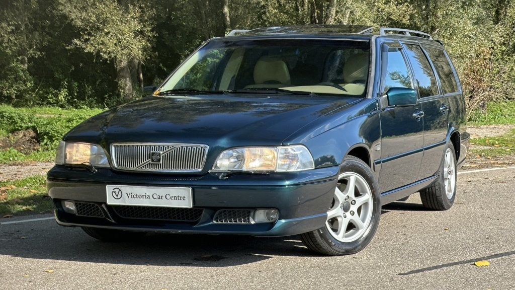 Volvo V70 2.5 Comf. Lux. Excl. 51000 KM - Super staat!, Automaat, Gebruikt, 1455 kg, Verwarmde buitenspiegels
