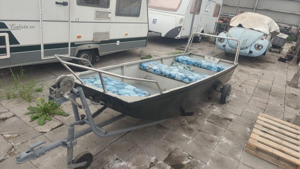 Aluminium platbodem met trailer, Watersport en Boten, Ophalen, Gebruikt, Overige typen, Motorboot