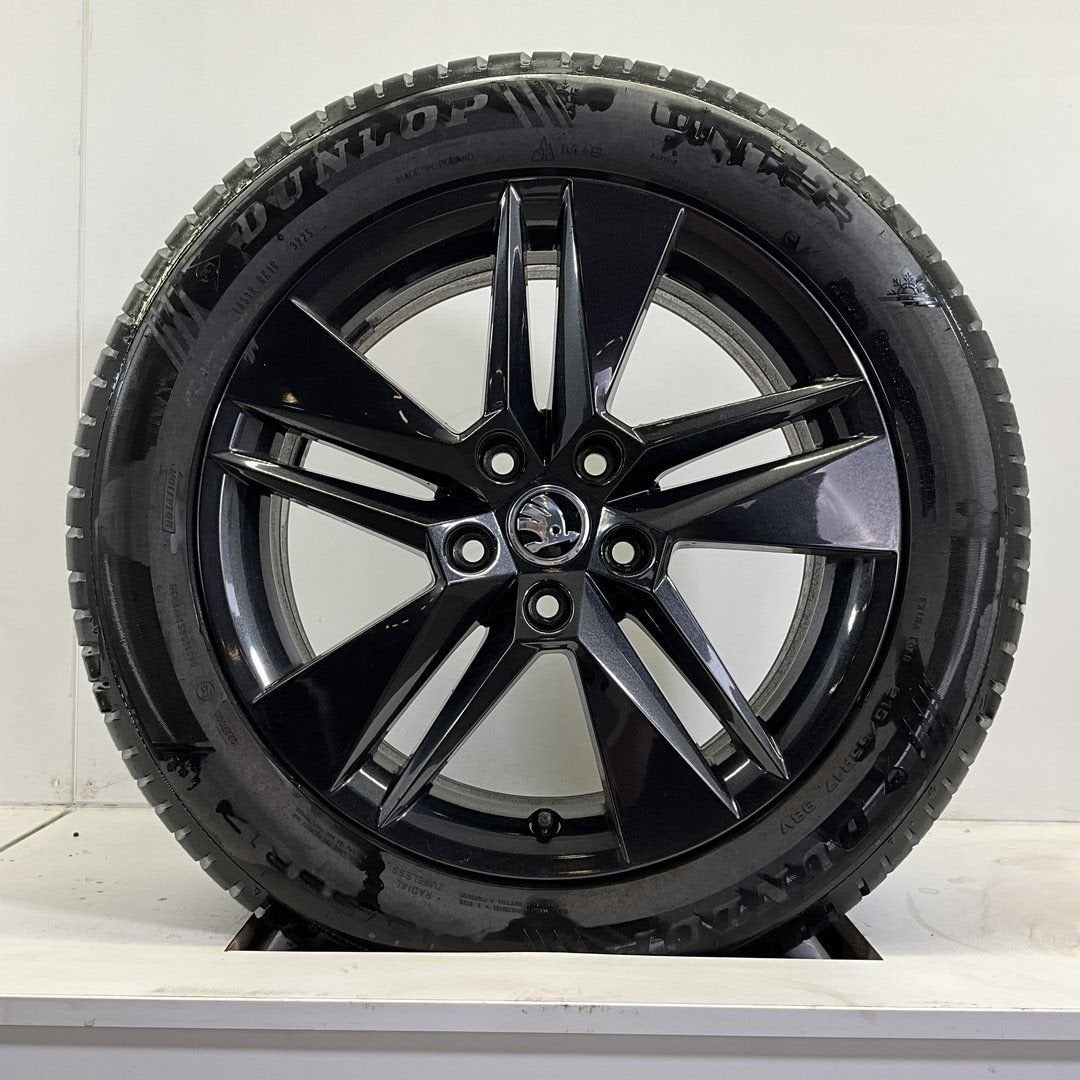 SKODA OCTAVIA MARKAB WINTERBANDEN SET 17 INCH ORIG, -, -, Banden en Velgen, 17 inch