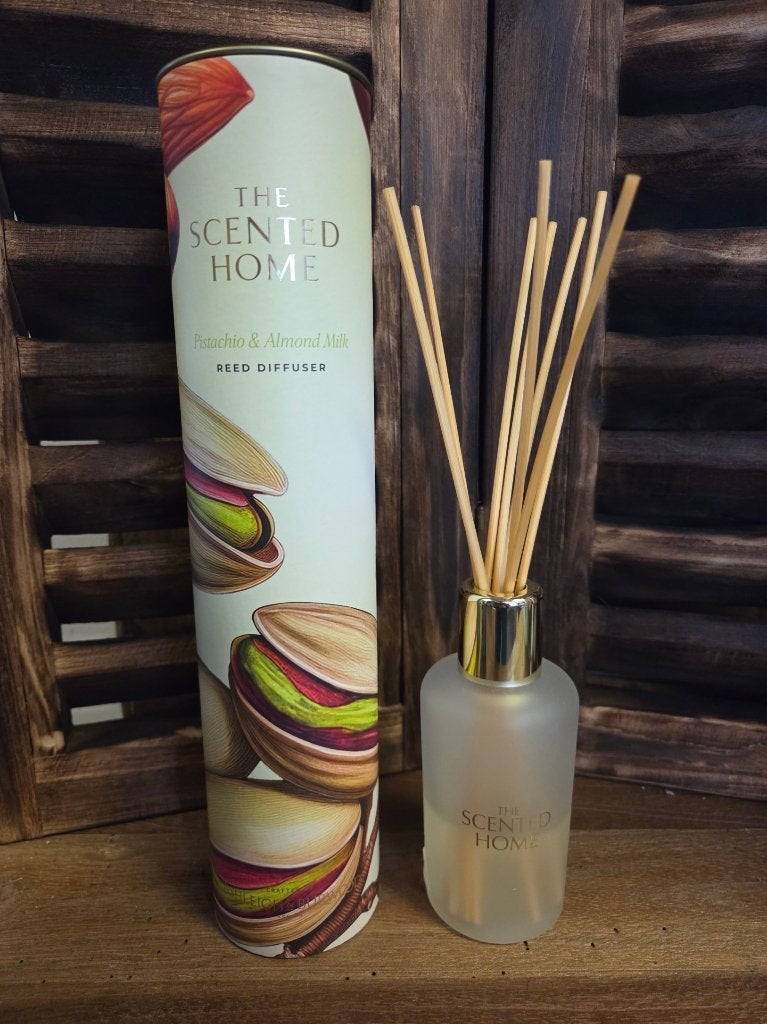Ashleigh & Burwood Pistachio & Almond Milk geurstokjes 150ml, Geurverspreider, Meerkleurig, Nieuw, Ophalen of Verzenden