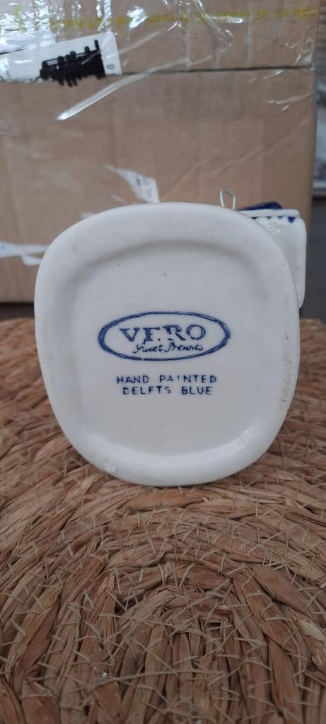 VERO Delfts blauw handgeschilderd molen vaasje, Antiek en Kunst, Ophalen of Verzenden