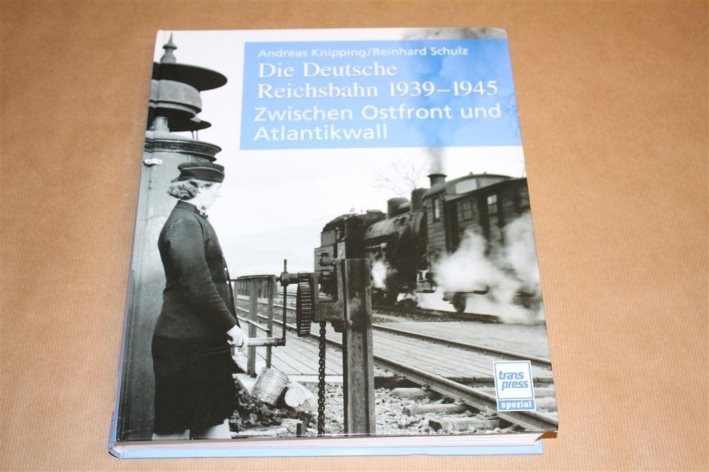 Boek - Die Deutsche Reichsbahn 1939-1945, Ophalen of Verzenden, Zo goed als nieuw, Tram, Overige typen