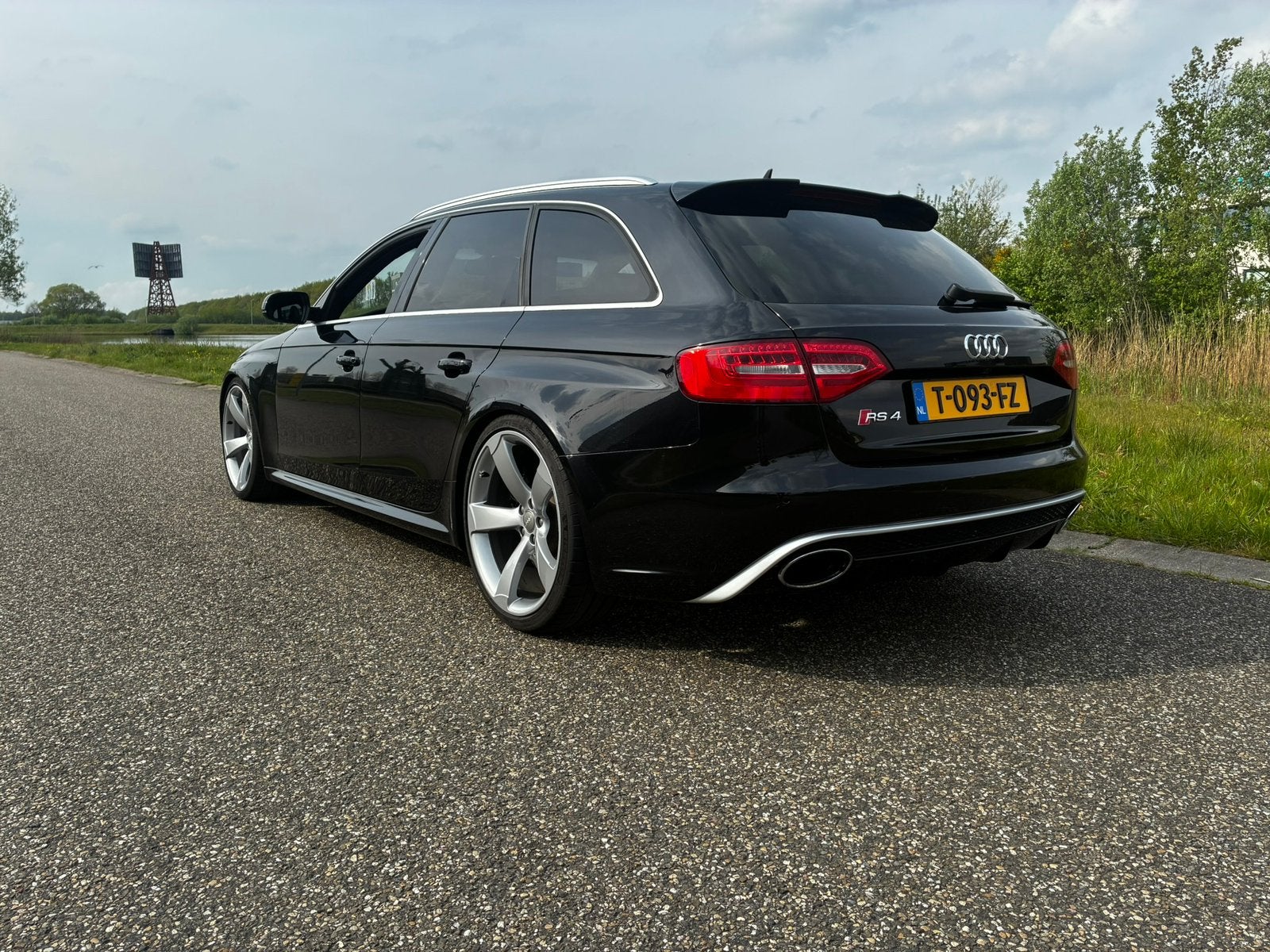 Audi RS4, Automaat, 1770 kg, Alcantara, Zwart