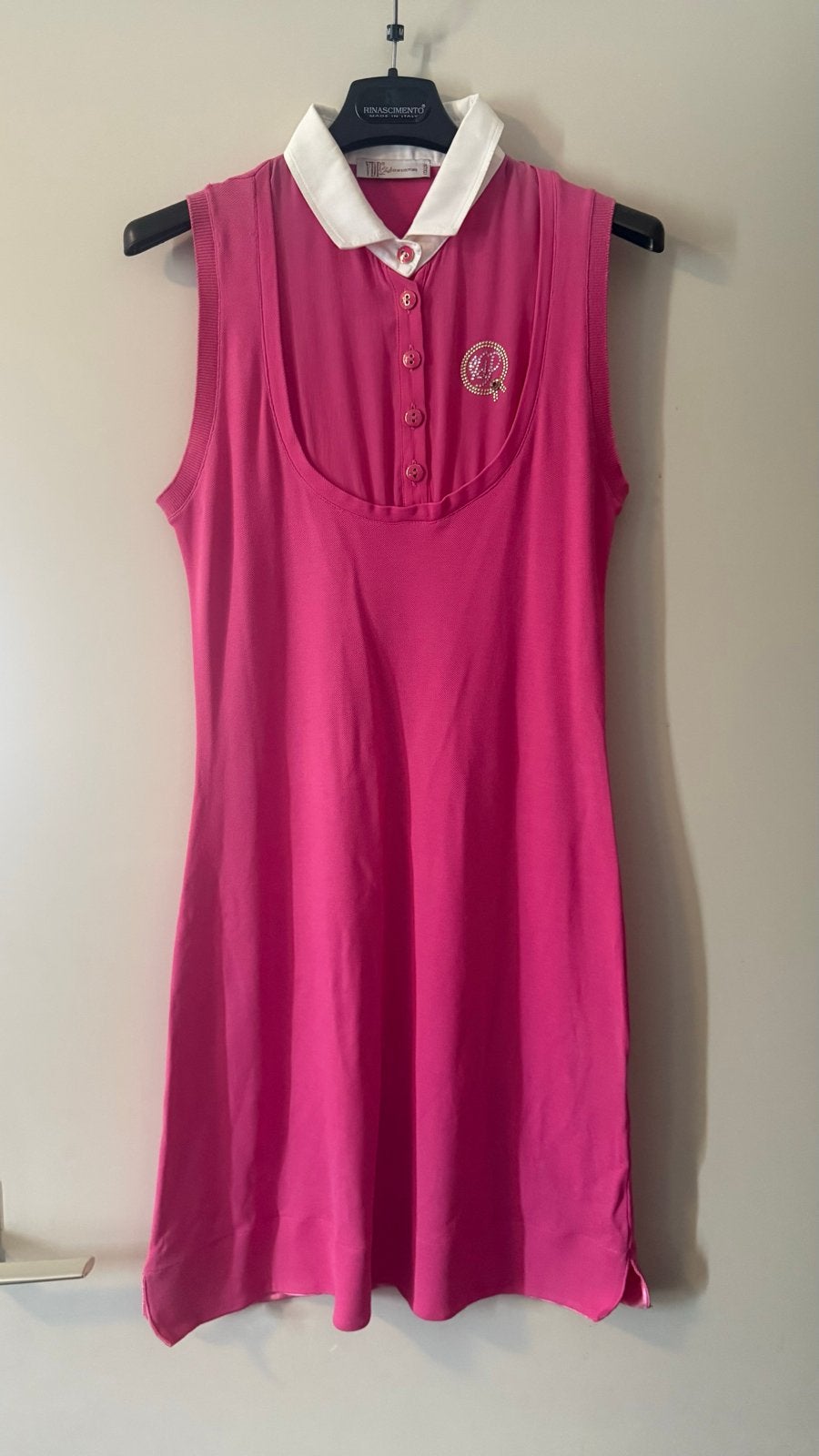 VDP Club Gym Couture roze jurk met witte kraag, Maat 38/40 (M), Ophalen of Verzenden, Zo goed als nieuw, Roze