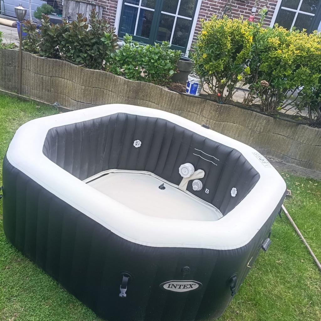 intex jacuzzi, Ophalen, Gebruikt, Filter, Opblaasbaar
