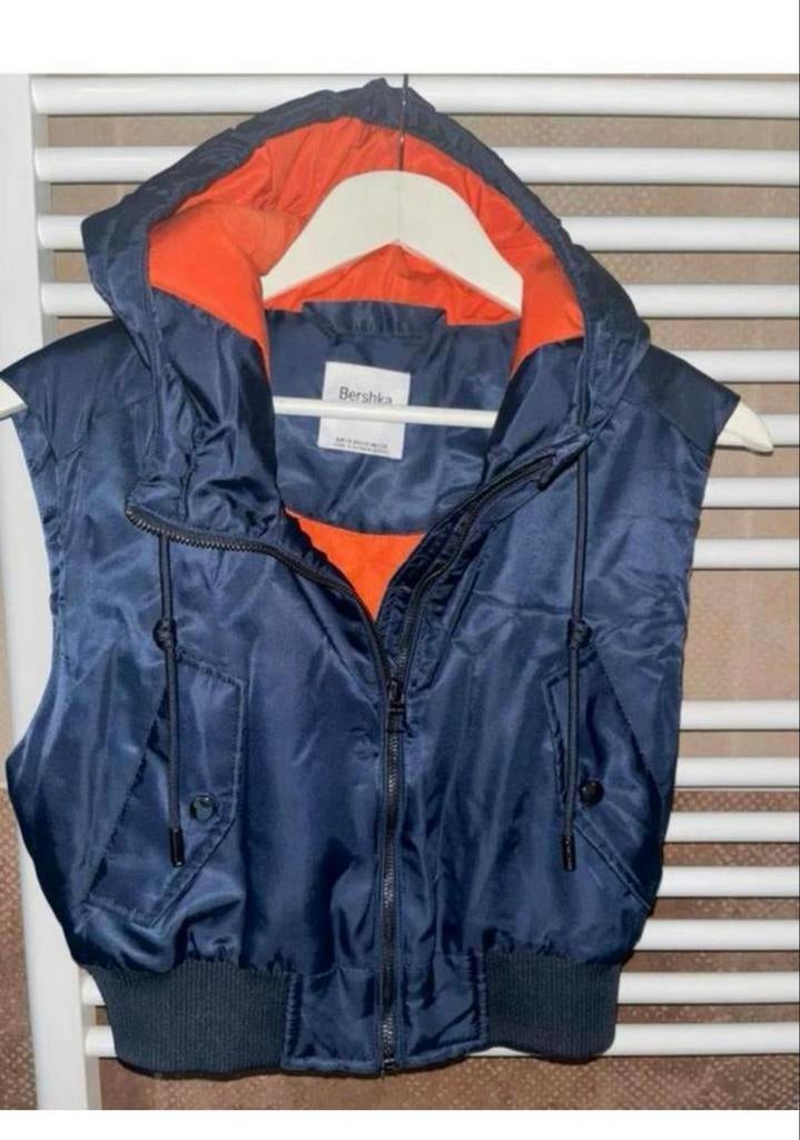 Bershka Bodywarmer Maat XS - Donkerblauw met Oranje, Ophalen of Verzenden, Zo goed als nieuw, Maat 34 (XS) of kleiner, Blauw