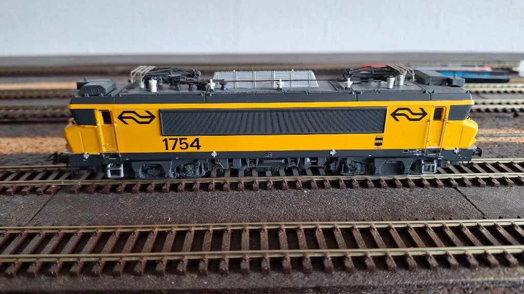 Roco NS 1754, Ophalen of Verzenden, Roco, Gelijkstroom, Locomotief