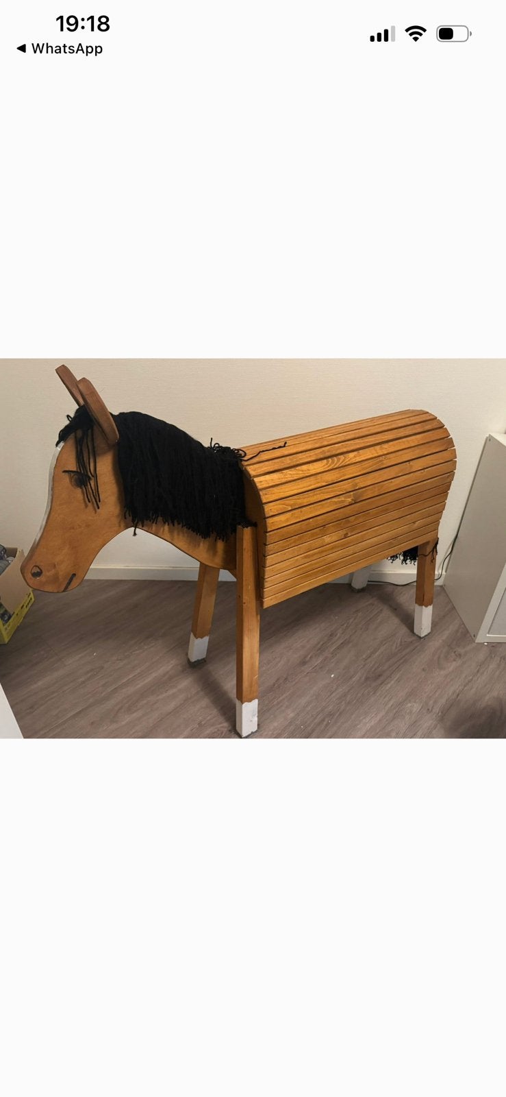 Mooi handgemaakt houten paard, Ophalen, Zo goed als nieuw