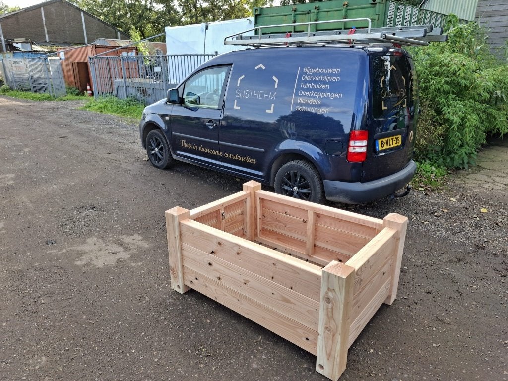 Robuuste slowfeeder bak, Weidegang