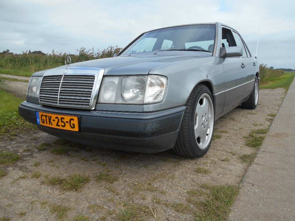 Mercedes Benz 260E Automaat 1991 NETTE AUTO 2 JAAR APK, Auto's, Automaat, 2597 cc, Bruin, 160 pk