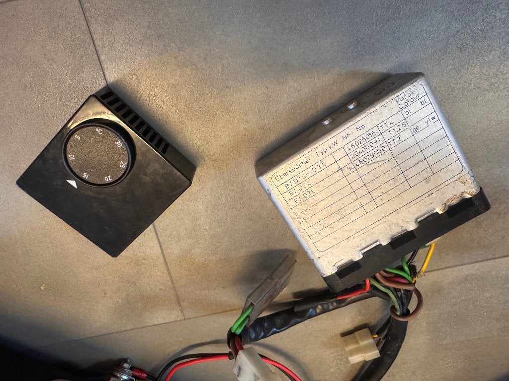 Eberspächer D3L diesel heteluchtkachel werkend, complete set, Ophalen, Gebruikt, Motor en Techniek, Zeilboot of Motorboot