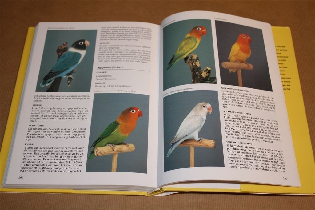 Kooi- en volièrevogels encyclopedie., Ophalen of Verzenden, Zo goed als nieuw, Vogels