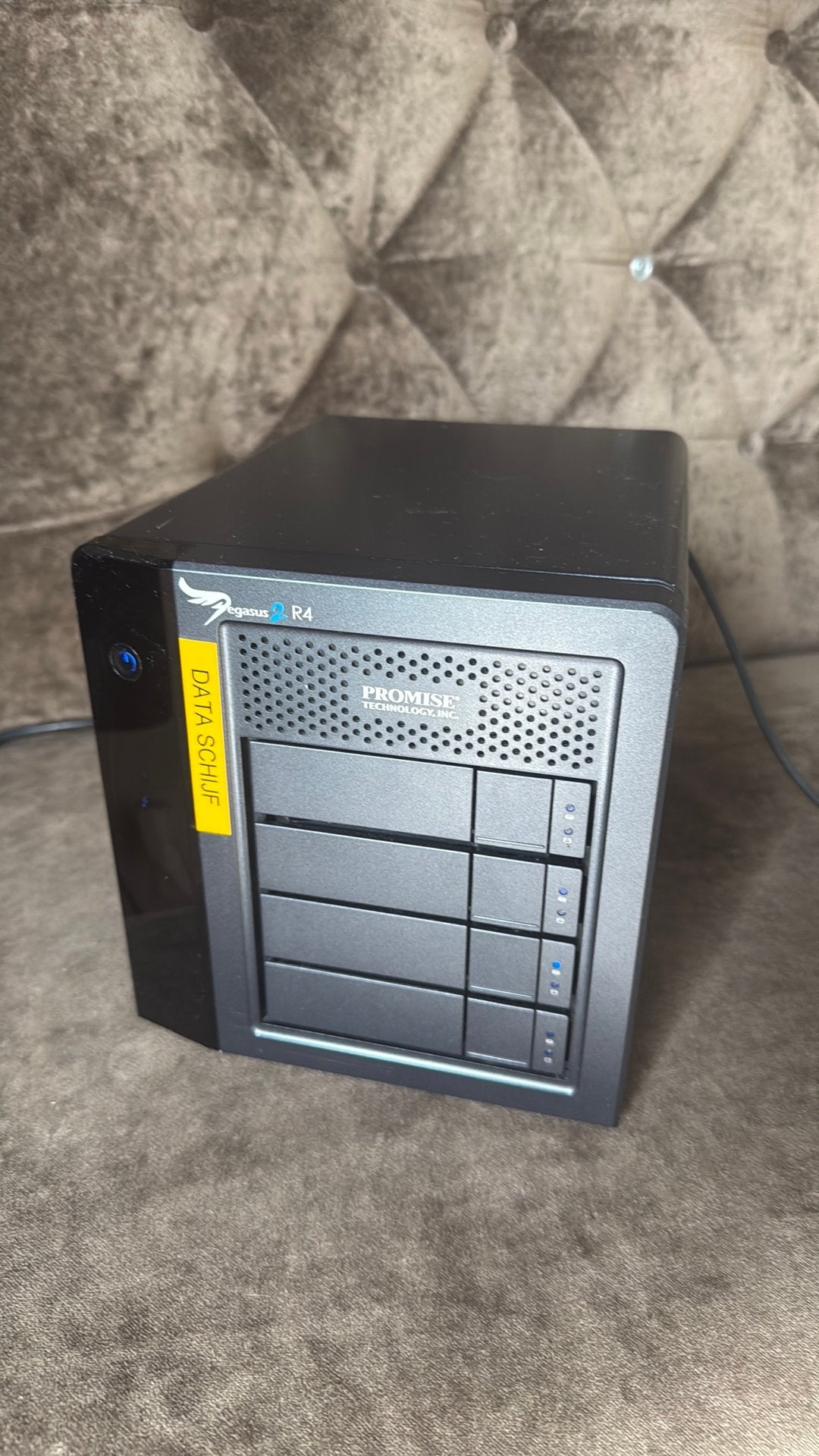 Promise pegasus2 R4, Ophalen of Verzenden, Zo goed als nieuw