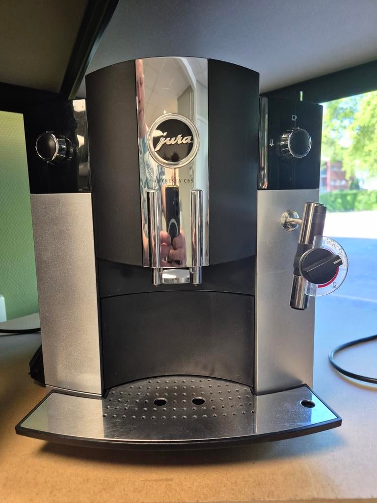 Nette Jura C65 inclusief servicebeurt en garantie!, Ophalen, 10 kopjes of meer, Gemalen koffie, Koffiemachine