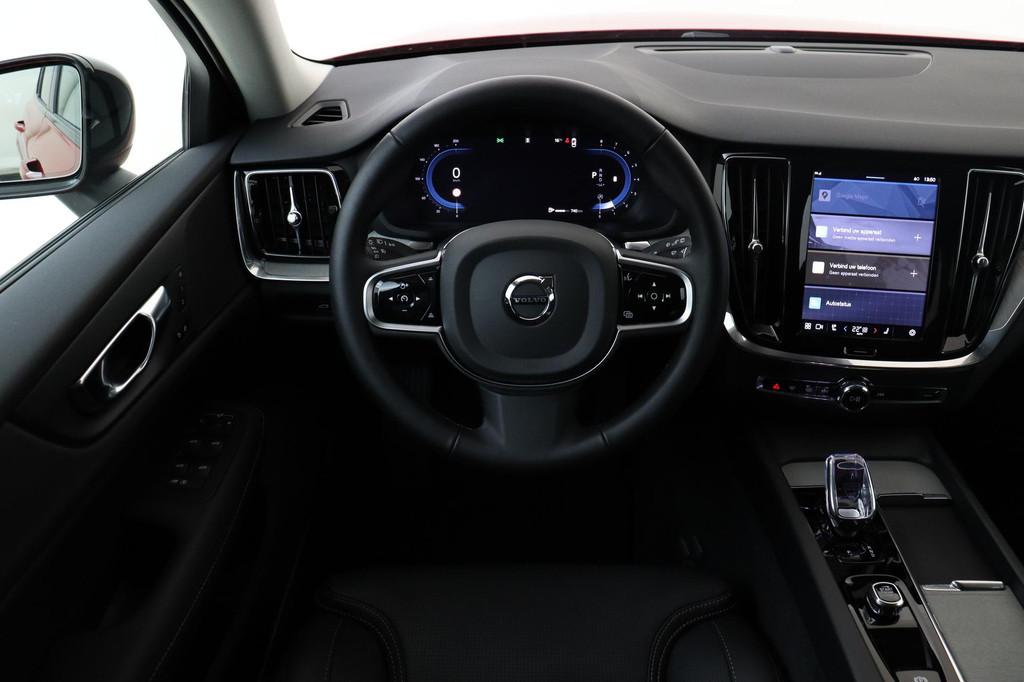 Volvo V60 B4 (M-HYBRID) PLUS DARK -GEVENT.LEDER|CAMERA|TREKH, Auto's, Volvo, 12 maanden, Euro 6, 4 cilinders, 1634 kg