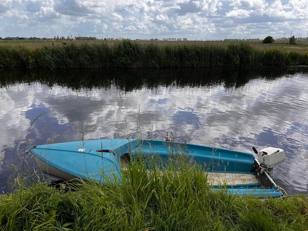 Bootje met 4 PK Tomos buitenboordmotor, Watersport en Boten, Bootonderdelen, Ophalen, Gebruikt, Motor en Techniek, Motorboot