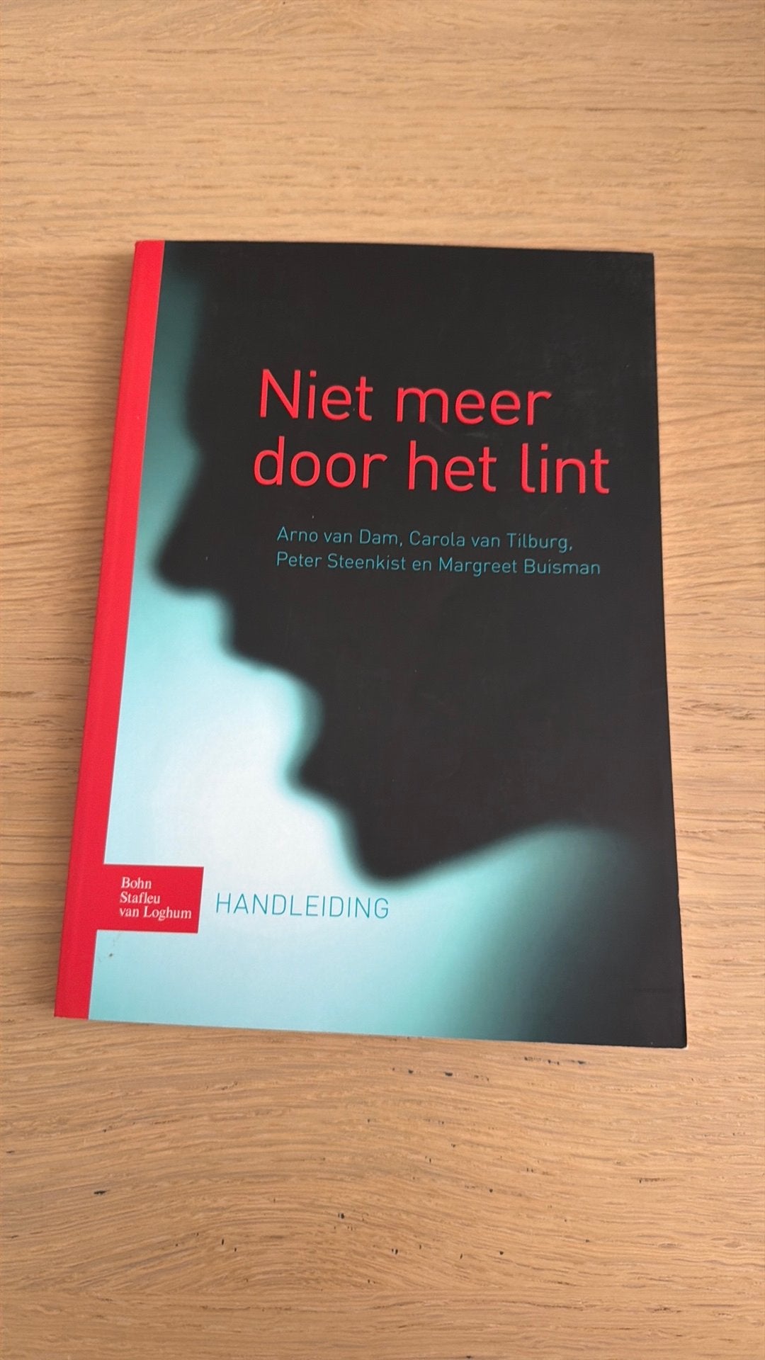 Arno van Dam - Niet meer door het lint, Boeken, Ophalen of Verzenden, Zo goed als nieuw, Arno van Dam