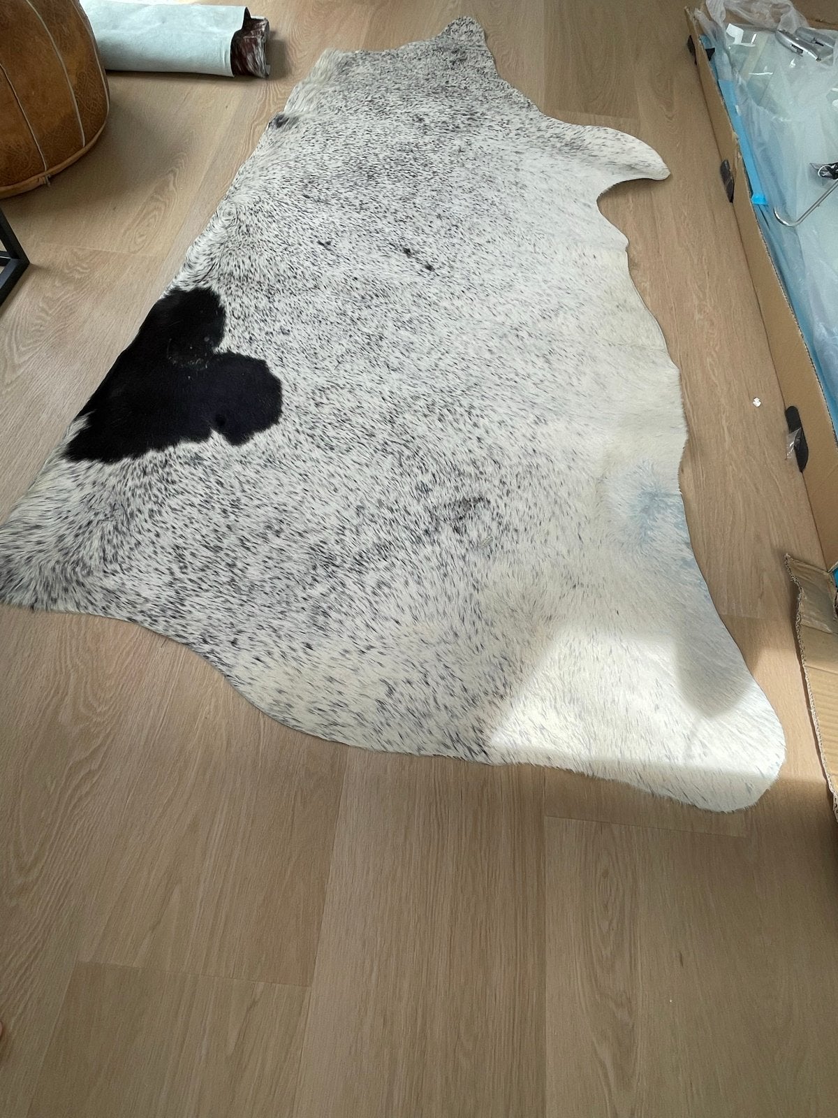 2x Halve koeienhuid vloerkleed, Huis en Inrichting, Stoffering | Tapijten en Kleden, Ophalen, Gebruikt, Wit, 50 tot 100 cm