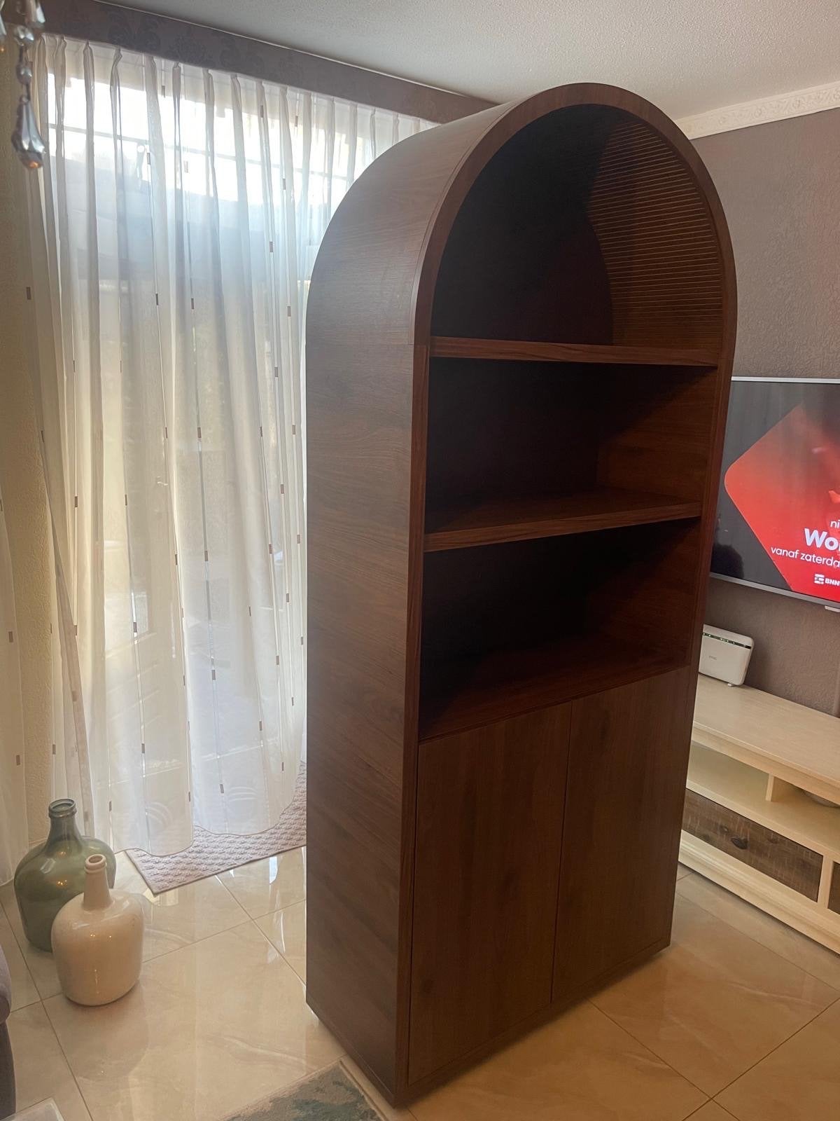 Moderne Boekenkast/Opbergkast met Boogdesign, 200 cm of meer, Nieuw, 25 tot 50 cm, Overige houtsoorten