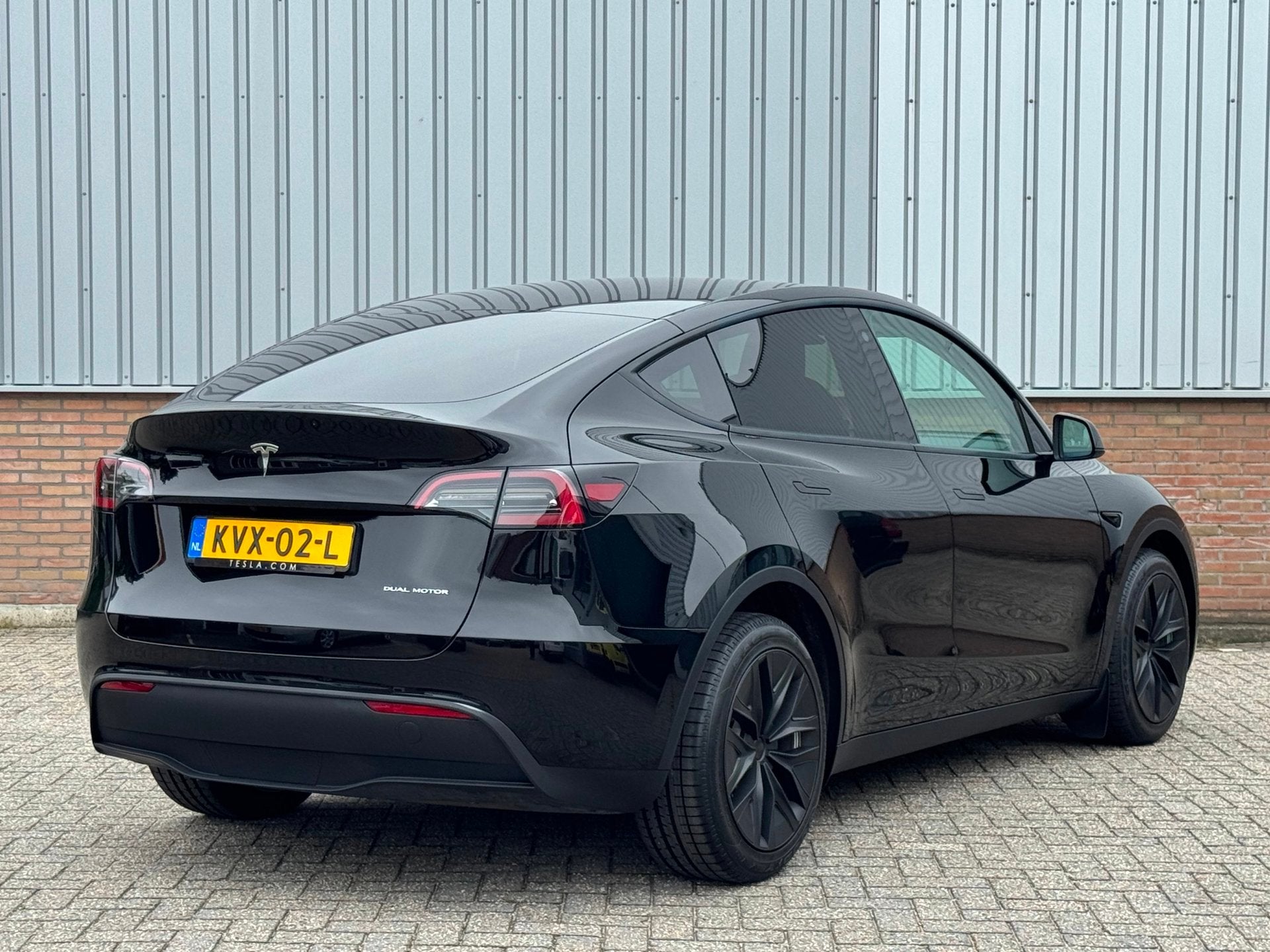 Foto 6 van Tesla MODEL Y Long Range AWD 75kWh FSD/ SOH 94,4