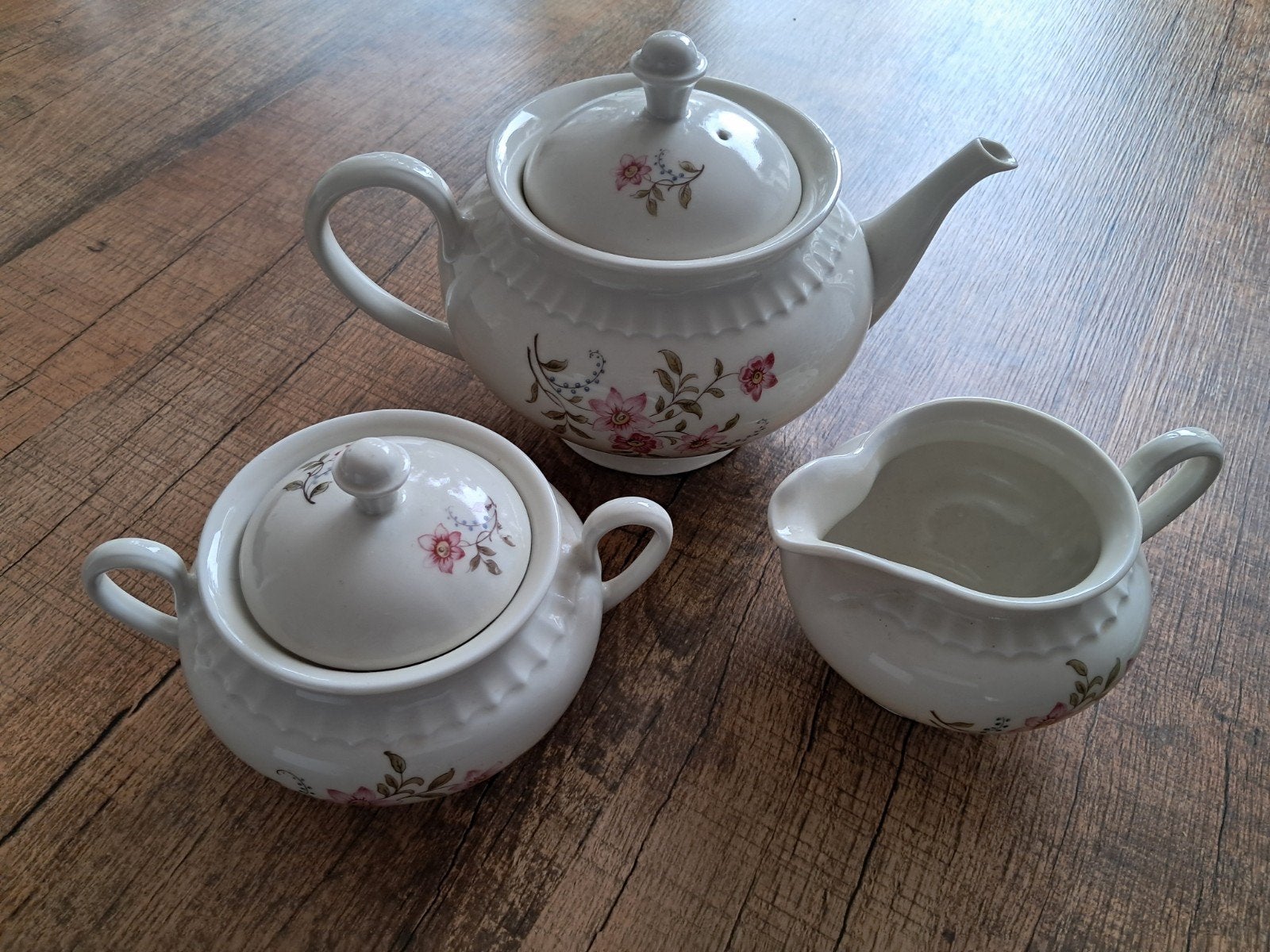 Antiek Mosa Theeservies: Theepot, Suikerpot, Roomkannetje, Ophalen